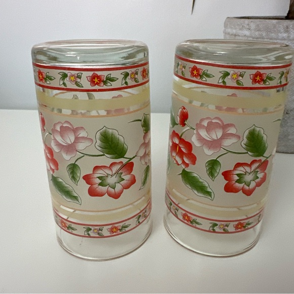 Vintage Floral Juice Glasses set of 2 - Picture 6 of 6